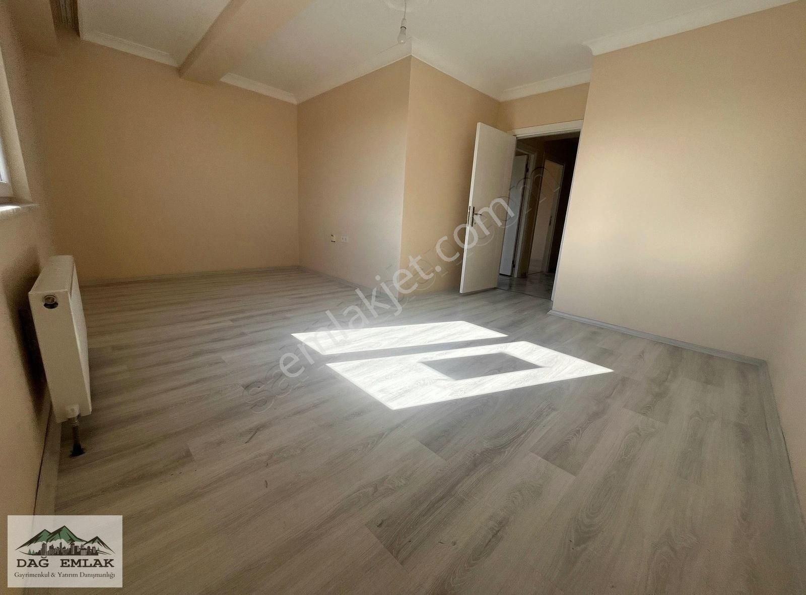 Odunpazarı 71 Evler Kiralık Daire DAĞ EMLAK//71 EVLER MH ALBAYRAK BUL.KOMBİLİ ASANSÖRLÜ 2+1 110m2