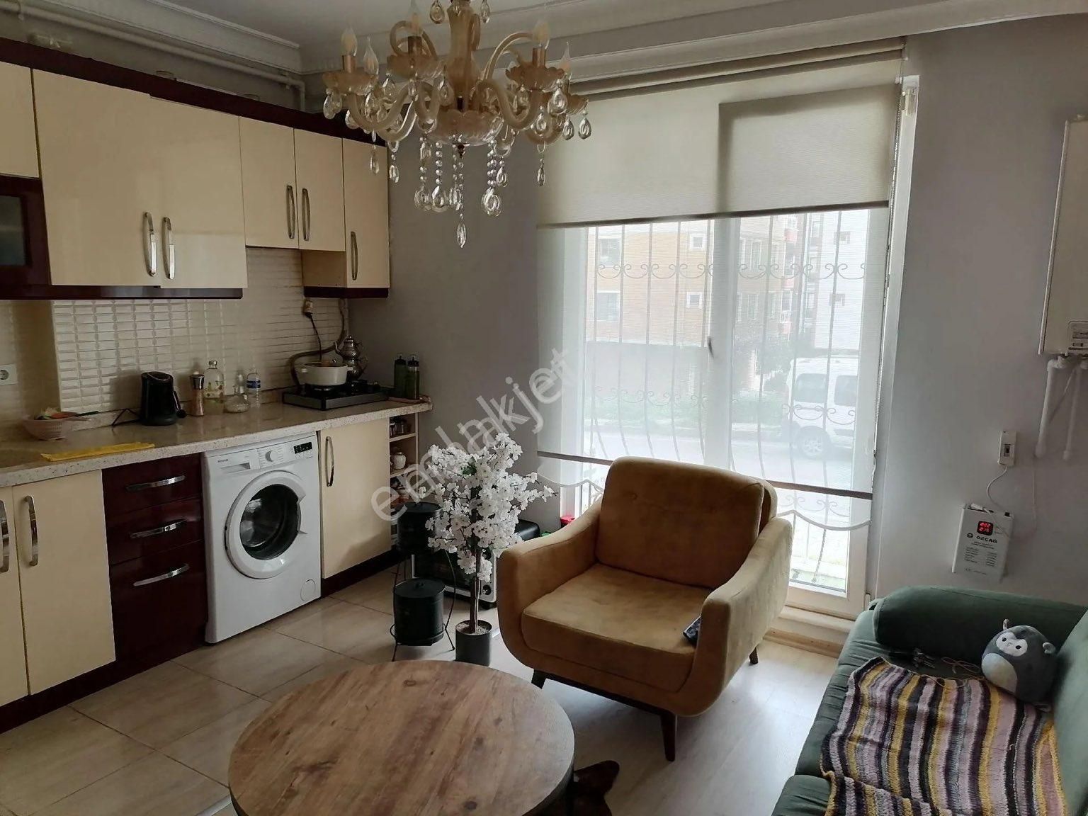 Beylikdüzü Kavaklı Kiralık Daire KİRALIK DAİRE YÜKSEK GİRİŞ