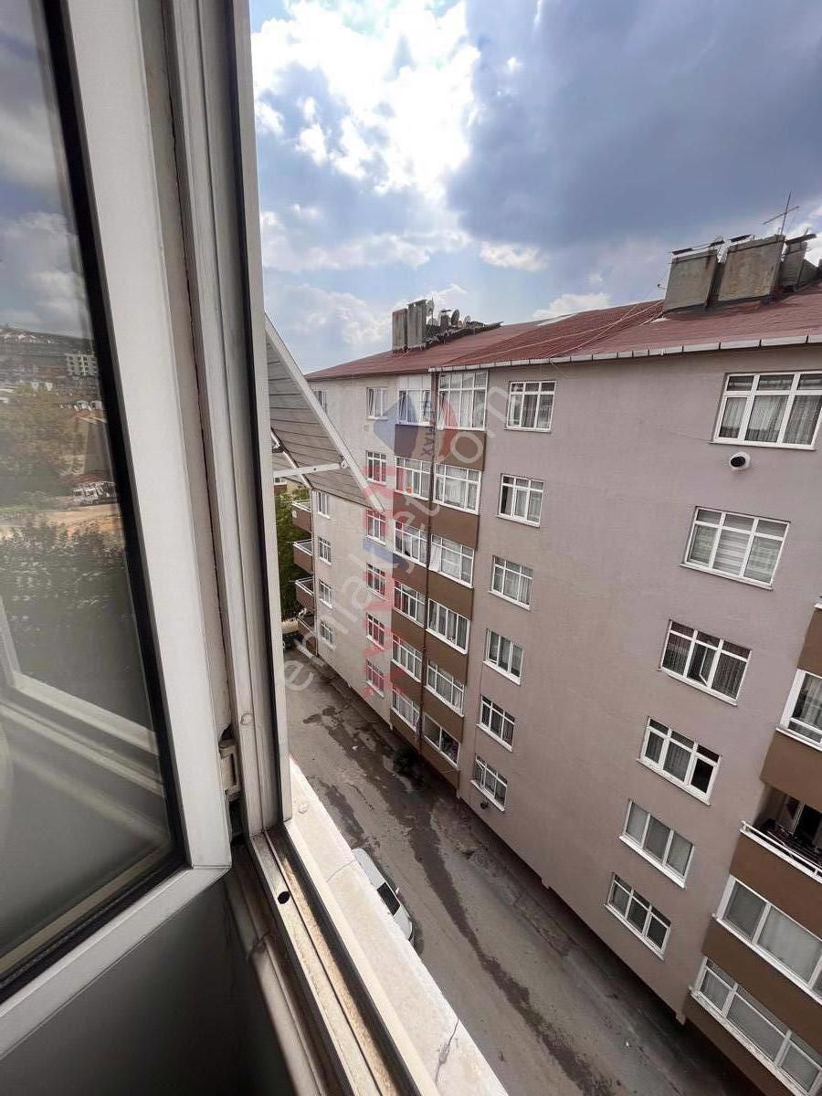 İzmit Yeni Satılık Daire KOCAELİ İZMİT SATILIK DAİRE YENİMAHALLE'DE TRANVAY KARŞISINDA