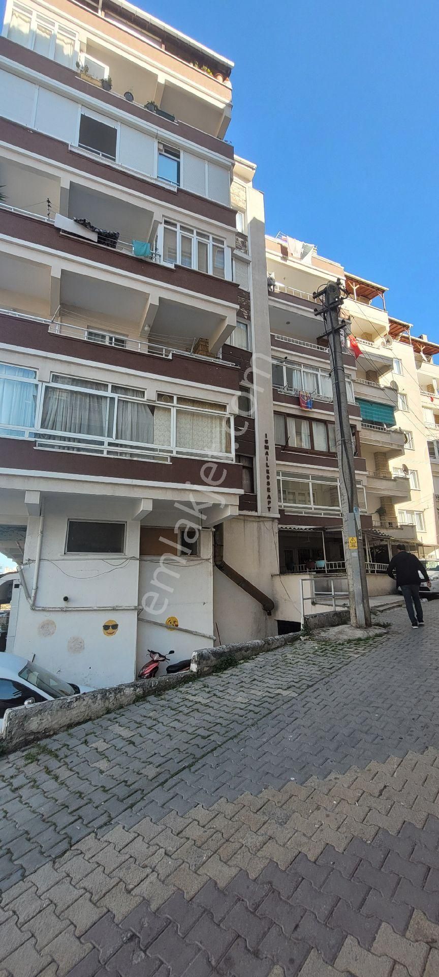 Çınarcık Harmanlar Satılık Daire  ÇINARCIK MERKEZ'DE 3+1 SATILIK DAİRE