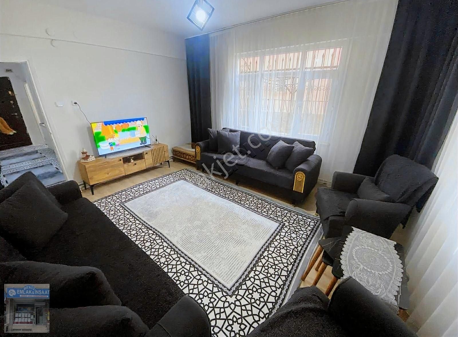 Kartal Gümüşpınar Satılık Daire 2+1 75 m2 YÜKSEK ARSA PAYLI ( 55 m2 Arsa Payı ) DAİRE