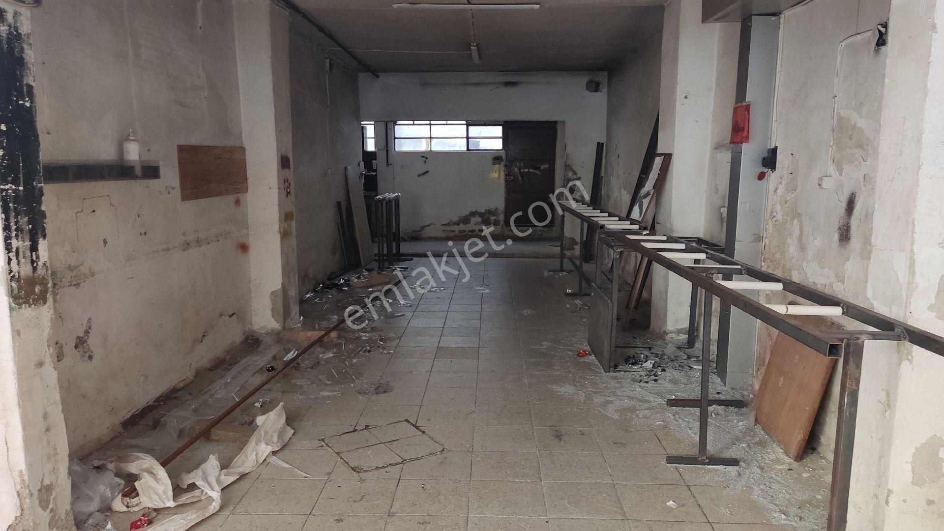 Kağıthane Hürriyet Kiralık Dükkan & Mağaza Dalkıran Gayrimenkul'den Kağıthane Çağlayan Hürriyet Mahallesi 75 M2 Kiralık İşyeri Atölye