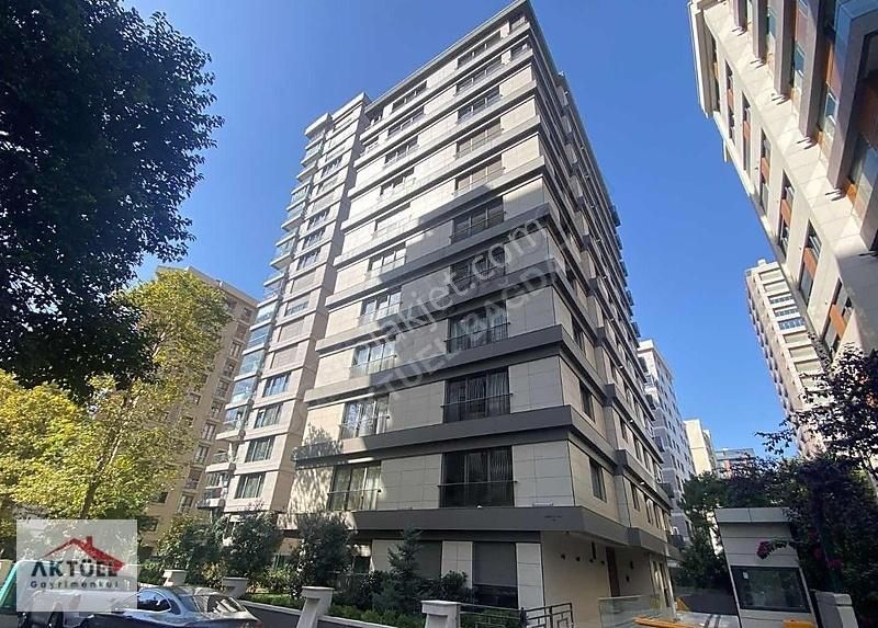 Kadıköy Caddebostan Satılık Daire CADDEBOSTAN SAHİL'DE 180 M2 ŞIK,FERAH 4+1 ULTRA LÜX DAİRE