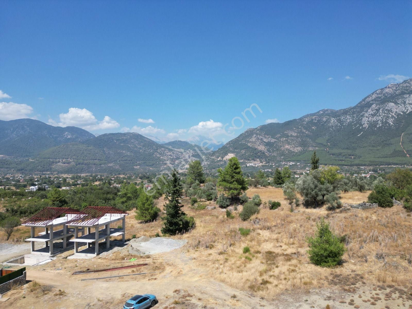 Fethiye Yeşilüzümlü Satılık Konut İmarlı Fethiye Yeşilüzümlü'de 905m2 İmarlı Arsa