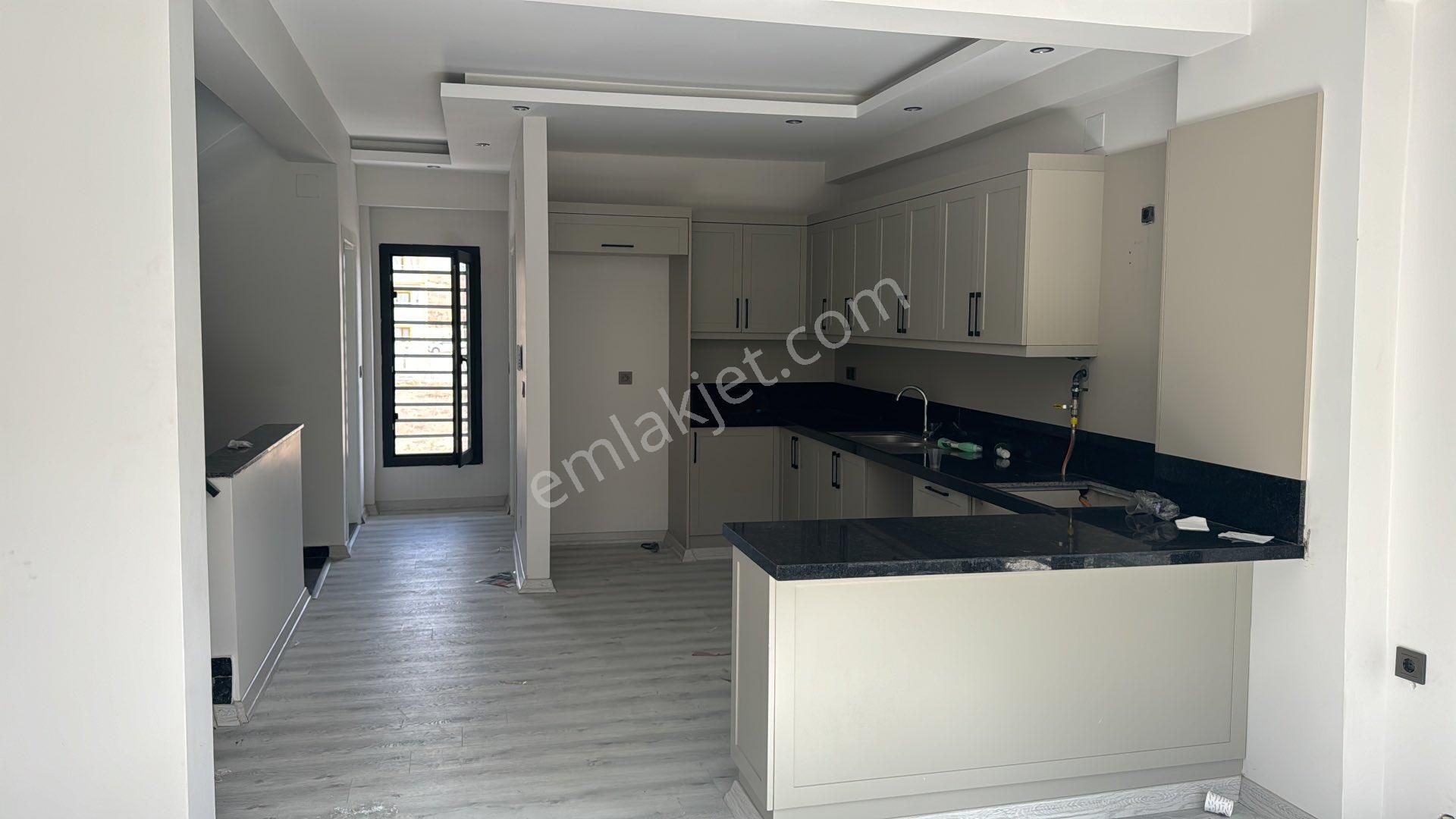 Sarıçam Çınarlı Satılık Villa KÖŞE BAŞI TEPE KONUM ULTRA LÜX VİLLA ÇINARLI