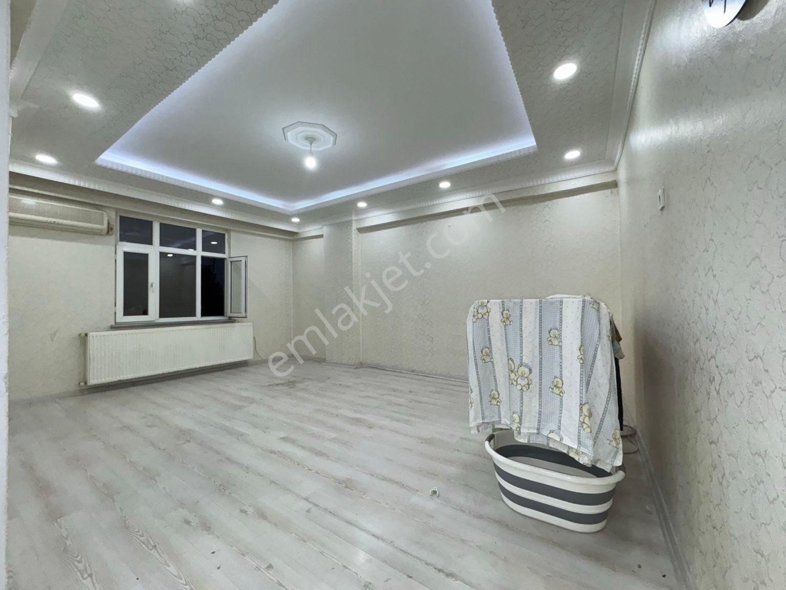 Sultangazi 50. Yıl Kiralık Daire ZAFERYAPIGAYRİMENKULDEN KİRALIK DAİRE 2+1 85M2 2.KAT İSTANBUL SULTANGAZİ 50.YIL MAHDE TRANVAYAYAKIN