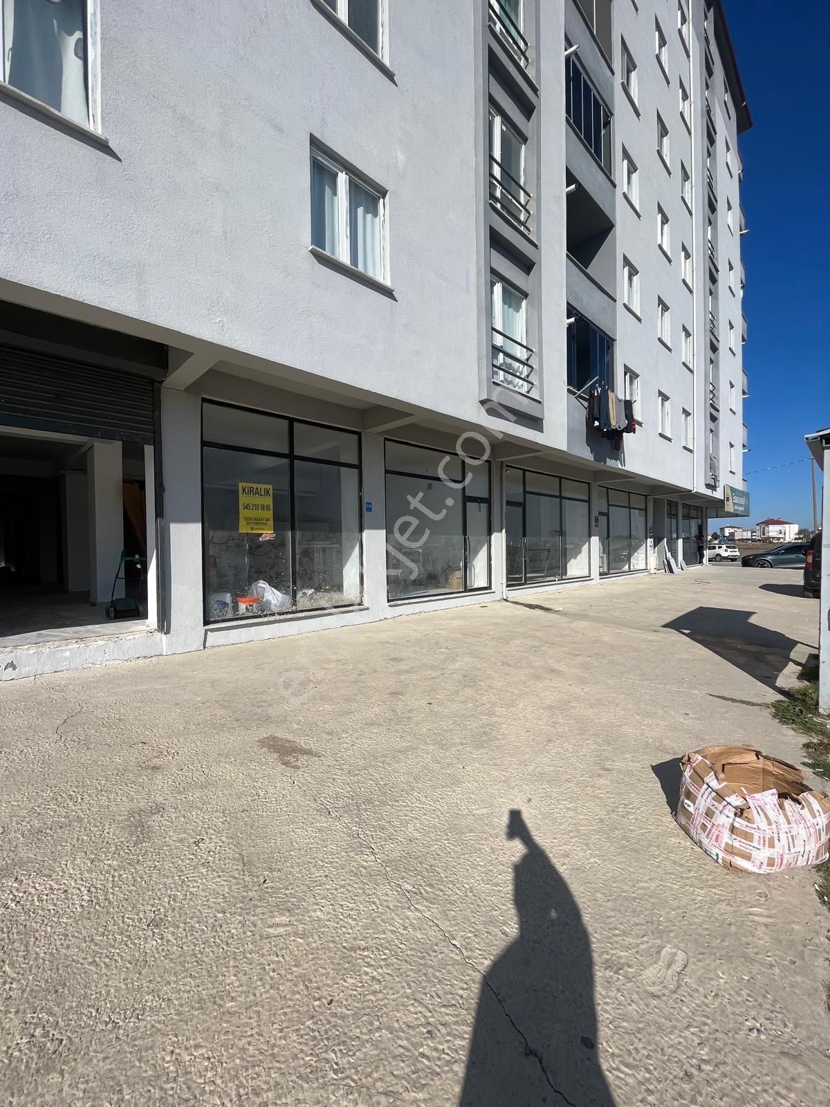 Kapaklı Bahçelievler Kiralık Dükkan & Mağaza KAPAKLIDA 930 METRE KİRALIK DÜKKAN ANA CADDE ÜZERİNDE