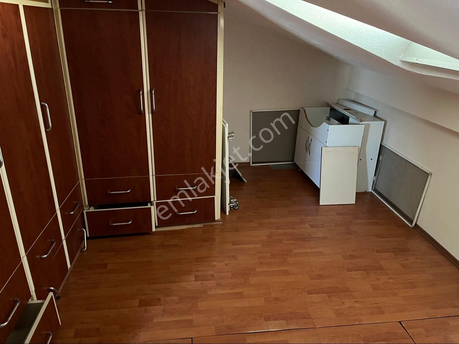 Miray Emlaktan Yeşil Mahallede Kiralık Tripleks Daire - Görsel 35