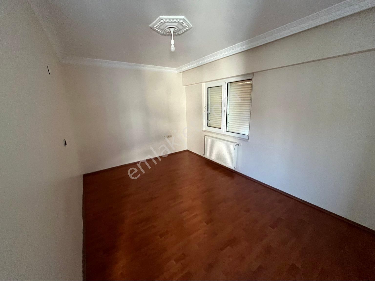 Miray Emlaktan Yeşil Mahallede Kiralık Tripleks Daire - Görsel 25