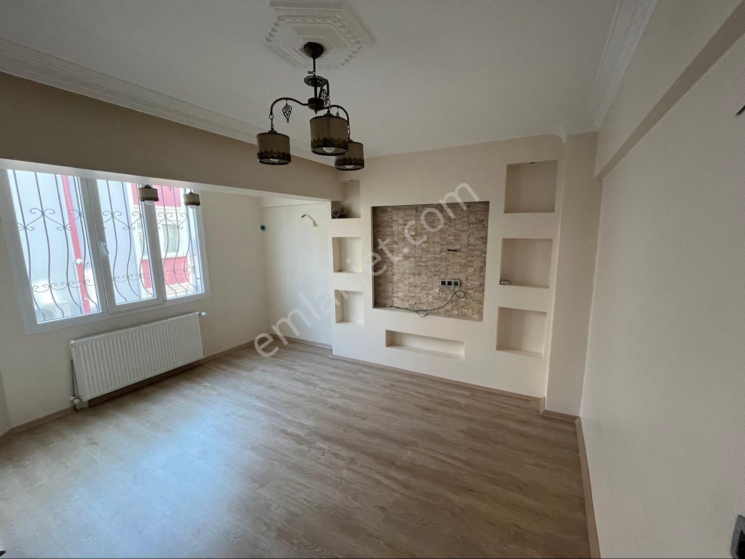 Miray Emlaktan Yeşil Mahallede Kiralık Tripleks Daire - Görsel 20