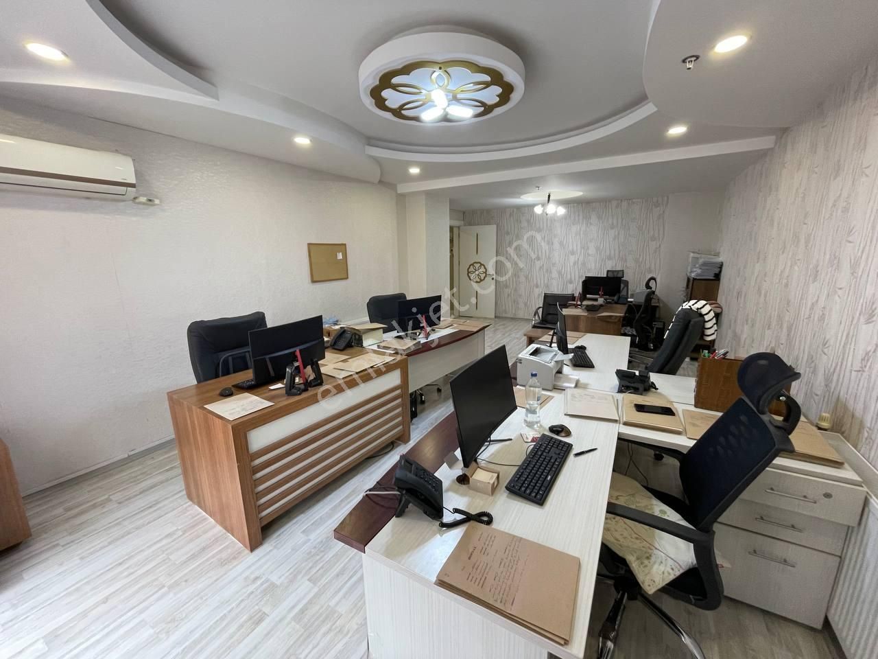 Kayapınar Fırat Satılık Büro  OTOGAR YANI TANLAR ŞEHRİ TERAS PLAZADA SATILIK 2+1 /120M2 BÜRO/OFİS