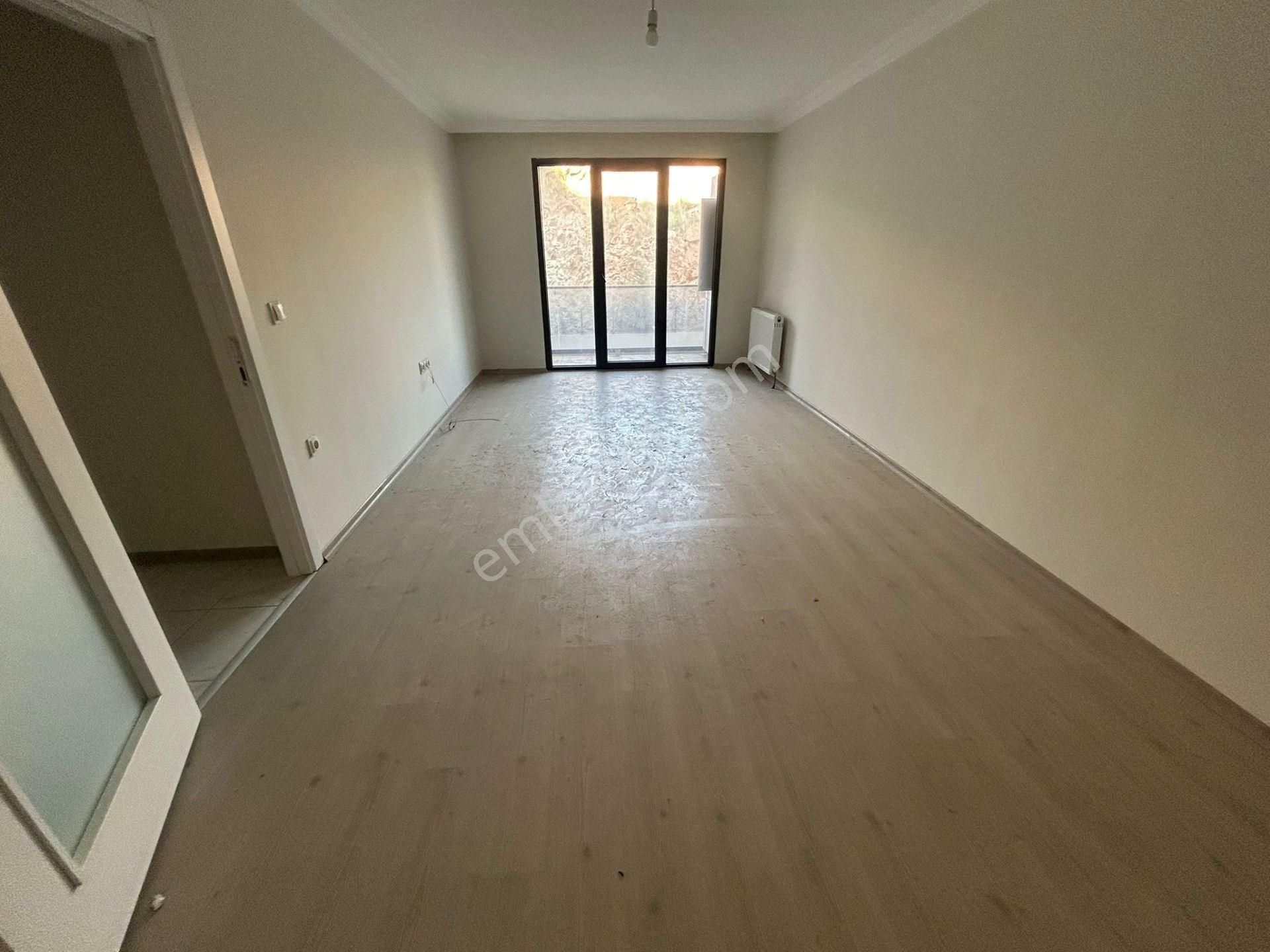 Pendik Çınardere Satılık Daire PENDİK ÇINARDERE MAHALLESİ SATILIK 2+1 DAİRELER