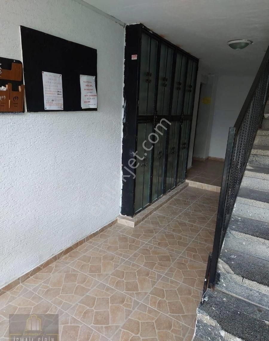 Takaslı Gemlik Kumla'da Satılık Daire 3+1 Eşyalı Asansörlü Kombili Site İçinde Denizmanzaralı Arakat - Görsel 24