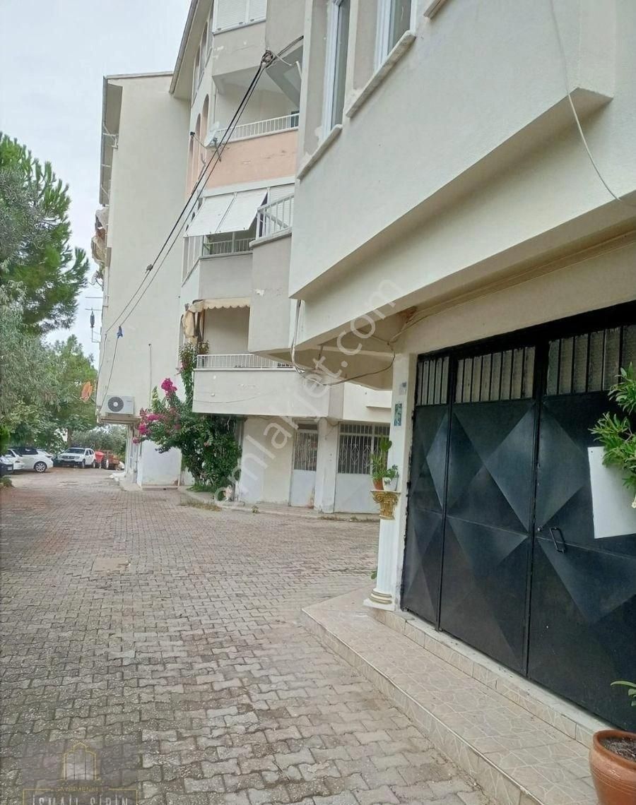 Gemlik Cumhuriyet Mah.manastırda Satılık 3+1 Daire Ve Dükkan (ikisi Bir Arada Satılık) - Görsel 2