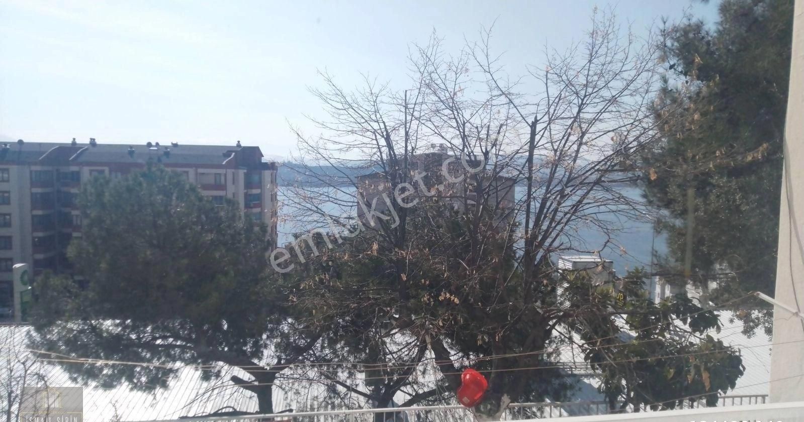 Gemlik Cumhuriyet Mah.manastırda Satılık 3+1 Daire Ve Dükkan (ikisi Bir Arada Satılık) - Görsel 12