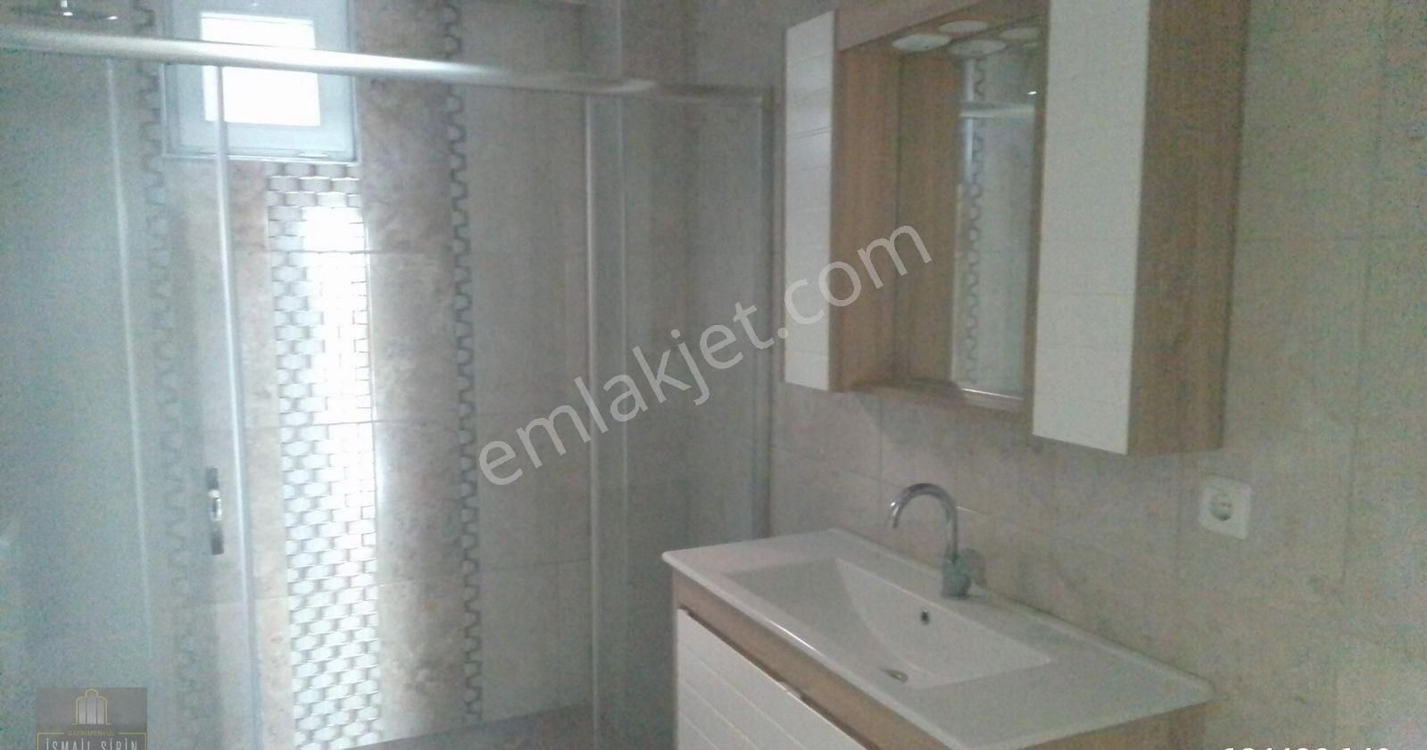 Gemlik Cumhuriyet Mah.manastırda Satılık 3+1 Daire Ve Dükkan (ikisi Bir Arada Satılık) - Görsel 24