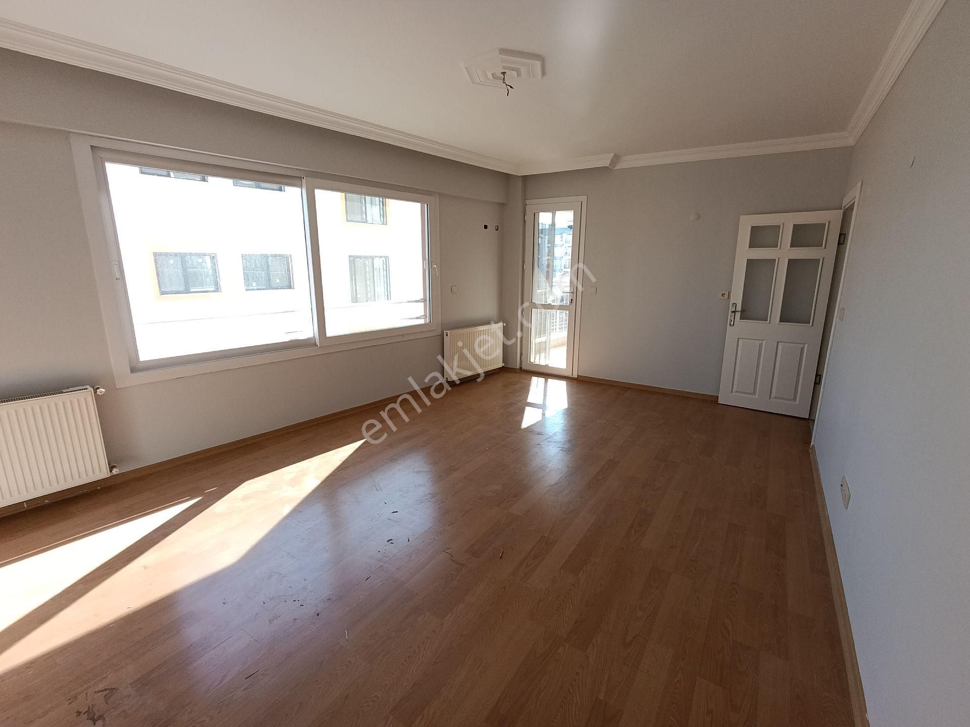 Seferihisar Hıdırlık Kiralık Daire  Seferihisar Hıdırlık’ta, 3+1, 125m², Çift Cepheli, Kapalı Otoparklı Yeni Binada Kiralık Daire!