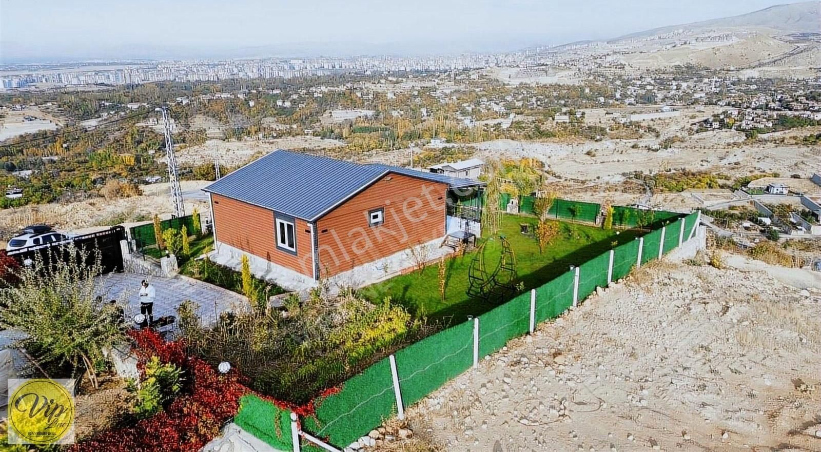 Yeşilyurt Mullakasım Satılık Villa İmarlı VİP LİNEDEN 521 m2 ARSA İÇİNDE MÜSTAKİL ÇELİK KONSTRÜKSİYON EV