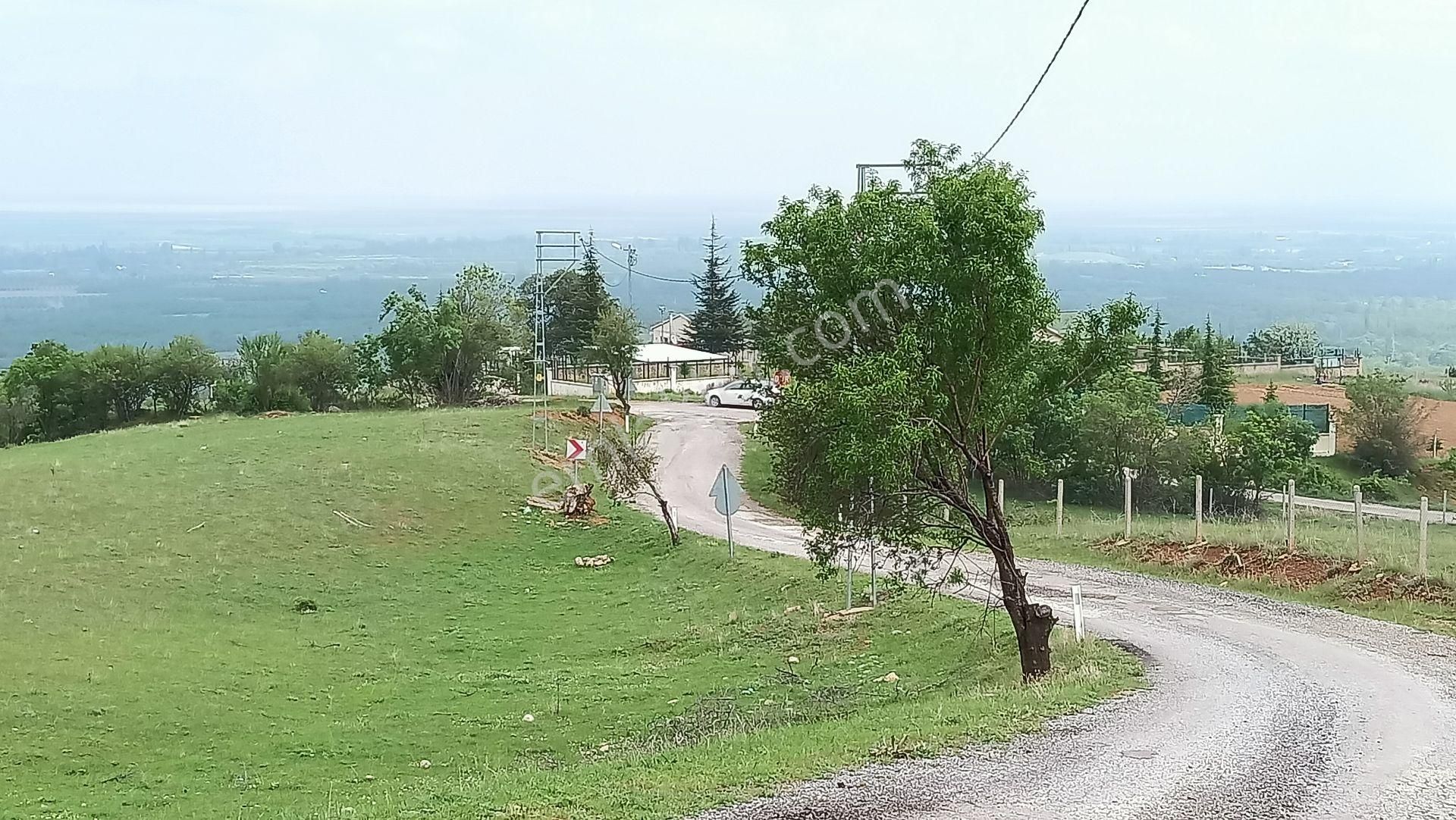 Akşehir Saray Satılık Villa İmarlı Saray Da Mükemmel Manzaralı Satılık Arsa 1.000 M2