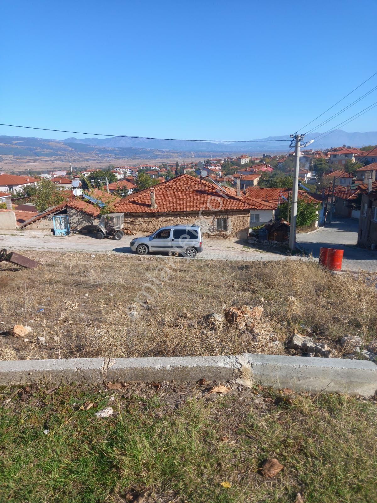 Serinhisar Yenice Satılık Konut İmarlı ihtiyaçtan satılıktır 