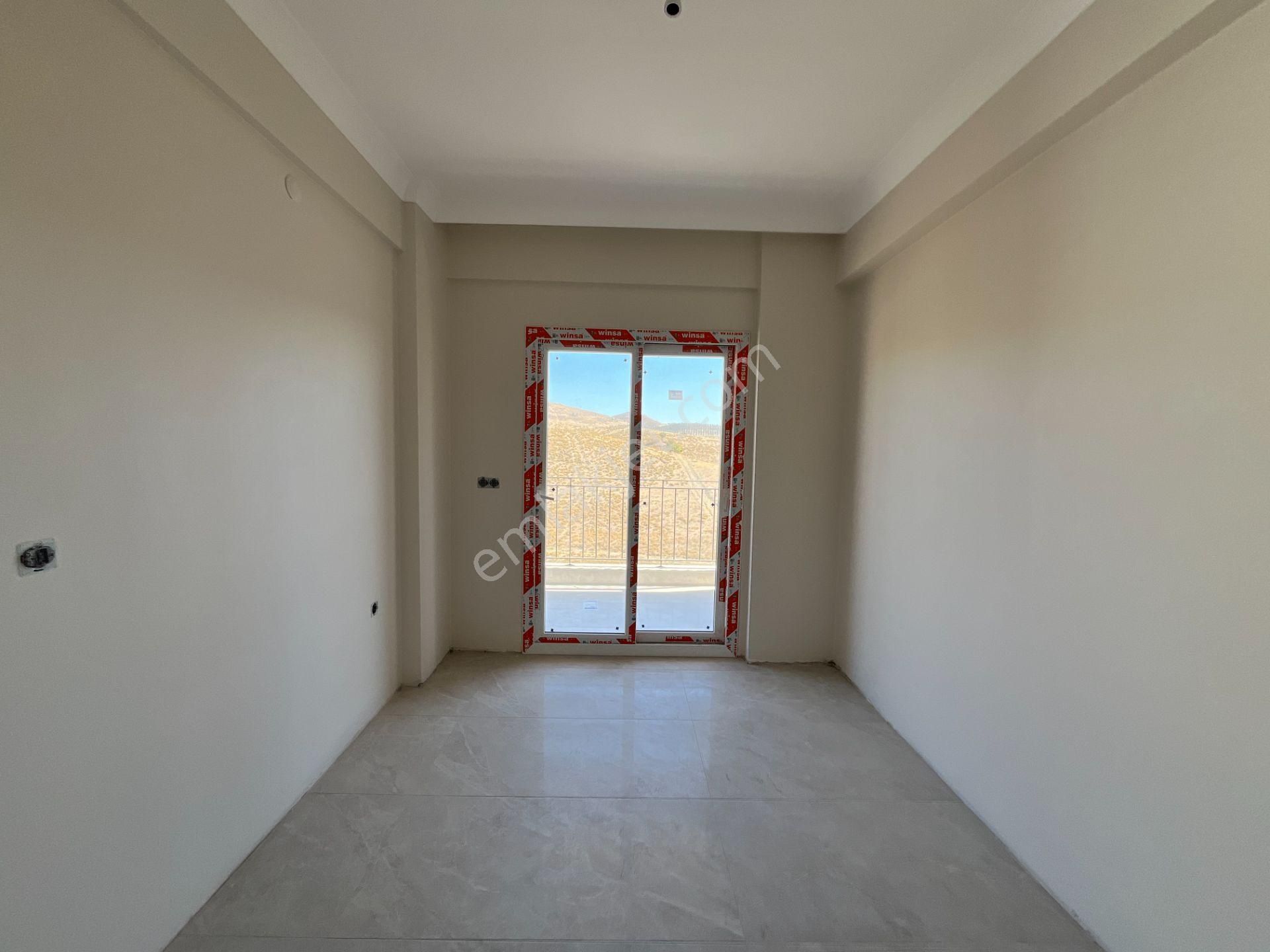 Çolakibrahimbey Mahallesi Luwi Çarşı Yakınında, 75m², 2+1 Geniş Ve Modern Daireler! - Görsel 5
