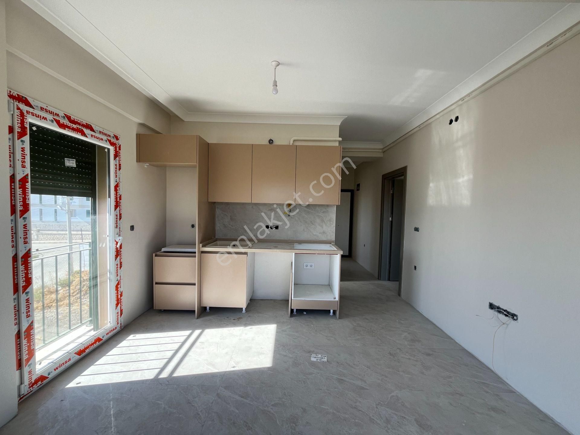 Çolakibrahimbey Mahallesi Luwi Çarşı Yakınında, 75m², 2+1 Geniş Ve Modern Daireler! - Görsel 2