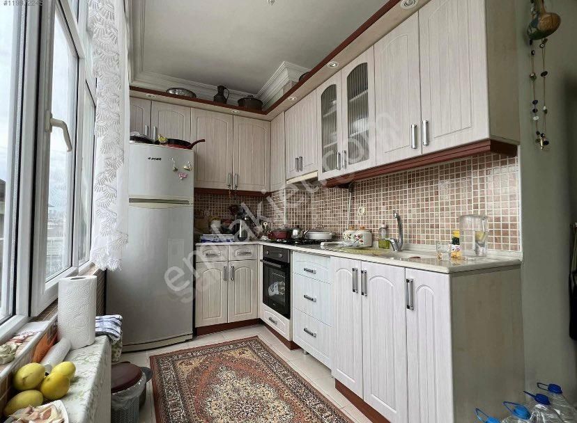 İlkadım 19 Mayıs Satılık Daire FURKAN EMLAKTAN GAZİ CADDESİNE CEPHE 3+1 4.KAT 150M2 KREDİYE UYGUN MASRAFSIZ FIRSAT DAİRE