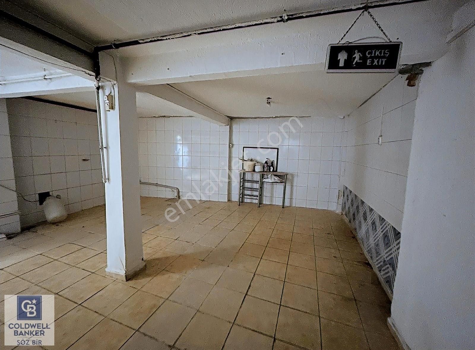 Cerrahpaşa Satılık Dükkan Yatırımcı İşletme Sahiplerine Fırsat - Görsel 9