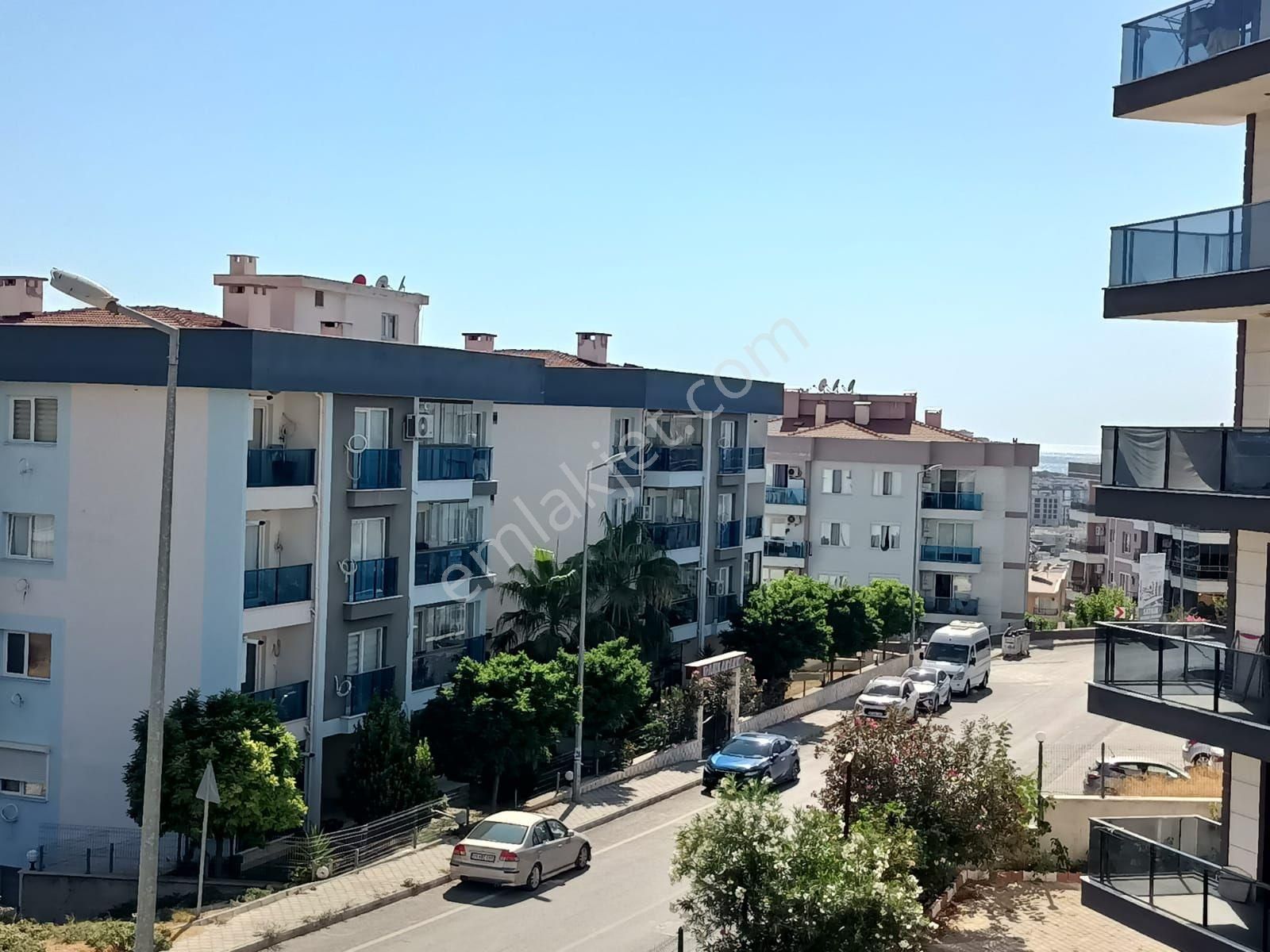 Kuşadası İkiçeşmelik Satılık Daire KUŞADASI ÇARŞI MERKEZE YAKIN MESAFEDE 3+1 DAİRE 