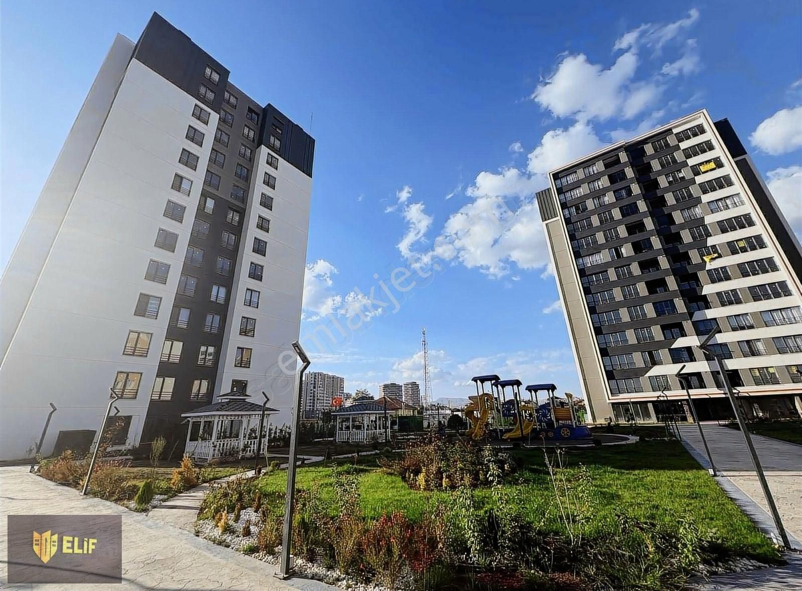 Meram Uzunharmanlar Satılık Daire ELİF'DEN LAVİNYA RESIDENCE'DE ARAKAT 4+1 ULTRA LÜX DAİRE