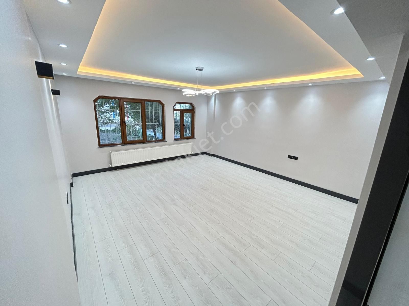 Çankaya Şehit Cengiz Karaca Satılık Daire  TANER'DEN ÖVEÇLER KABİL CADDESİ YANI 3+1 SALON BAĞIMSIZ BAHÇE ÇIKIŞLI LÜKS GİRİŞ KAT