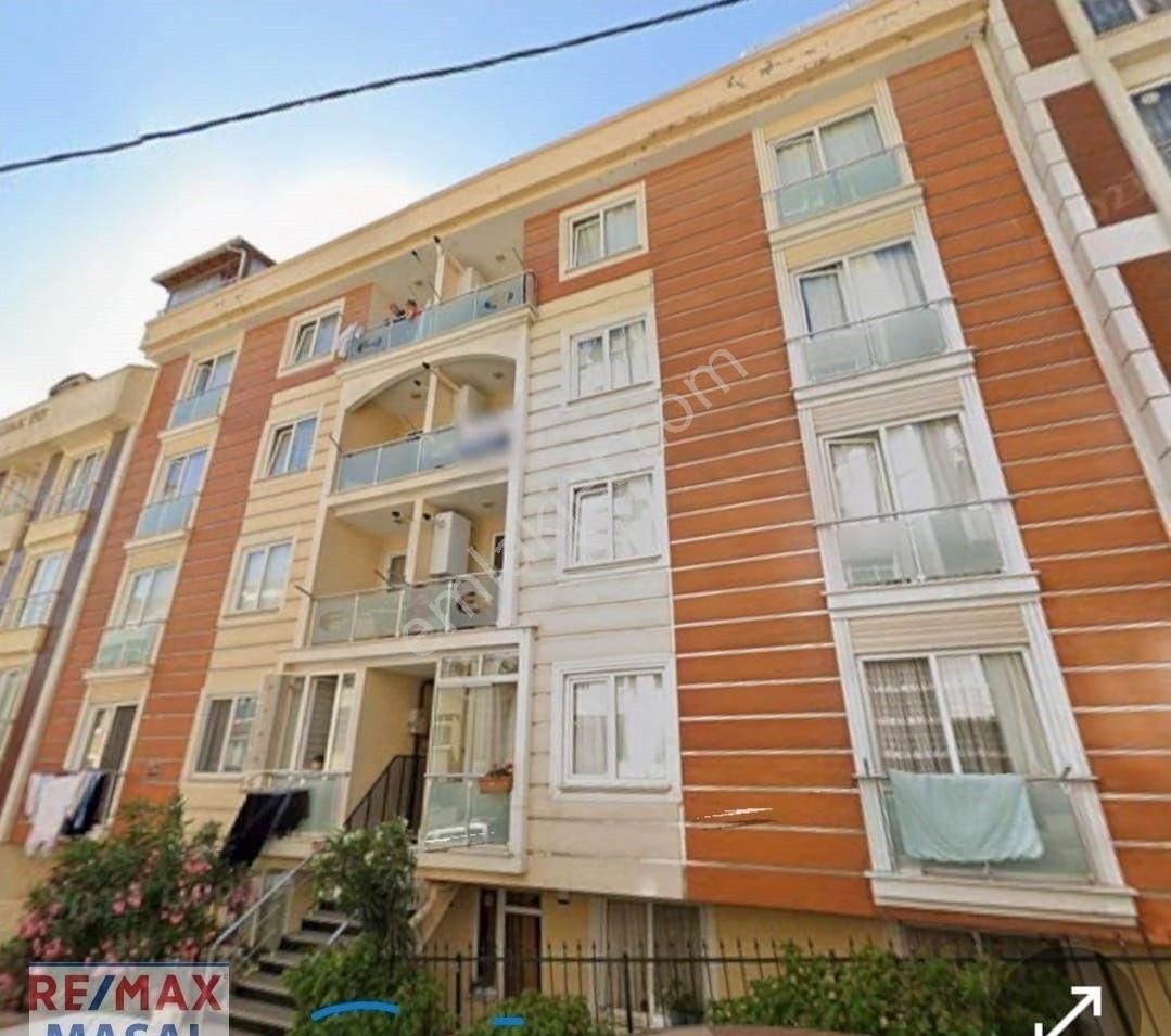 Maltepe Zümrütevler Satılık Daire Maltepe Zümrütevler Mahallesi İskanlı 2+1 Satılık Daire