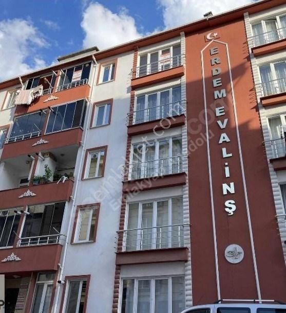 Kırklareli Merkez Karakaş Satılık Daire Emlakyap'tan Vilayet Meydanında 2+1 Satılık Daire