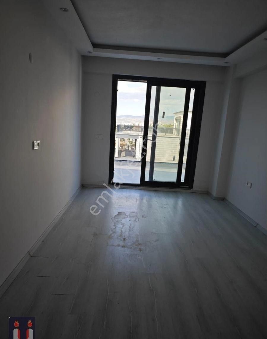 Deniz Manzaralı Havuzlu Siteiçi Ultra Lüx 3+1 Dubleks Daire - Görsel 2