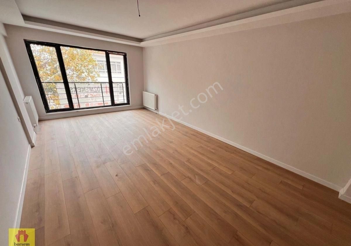 Çankaya İlkadım Satılık Daire Çankaya Dikmen caddesi yakını yeni binada 4+1 150 m2 Asansör Garajlı Balkonlu  Satılık Daire