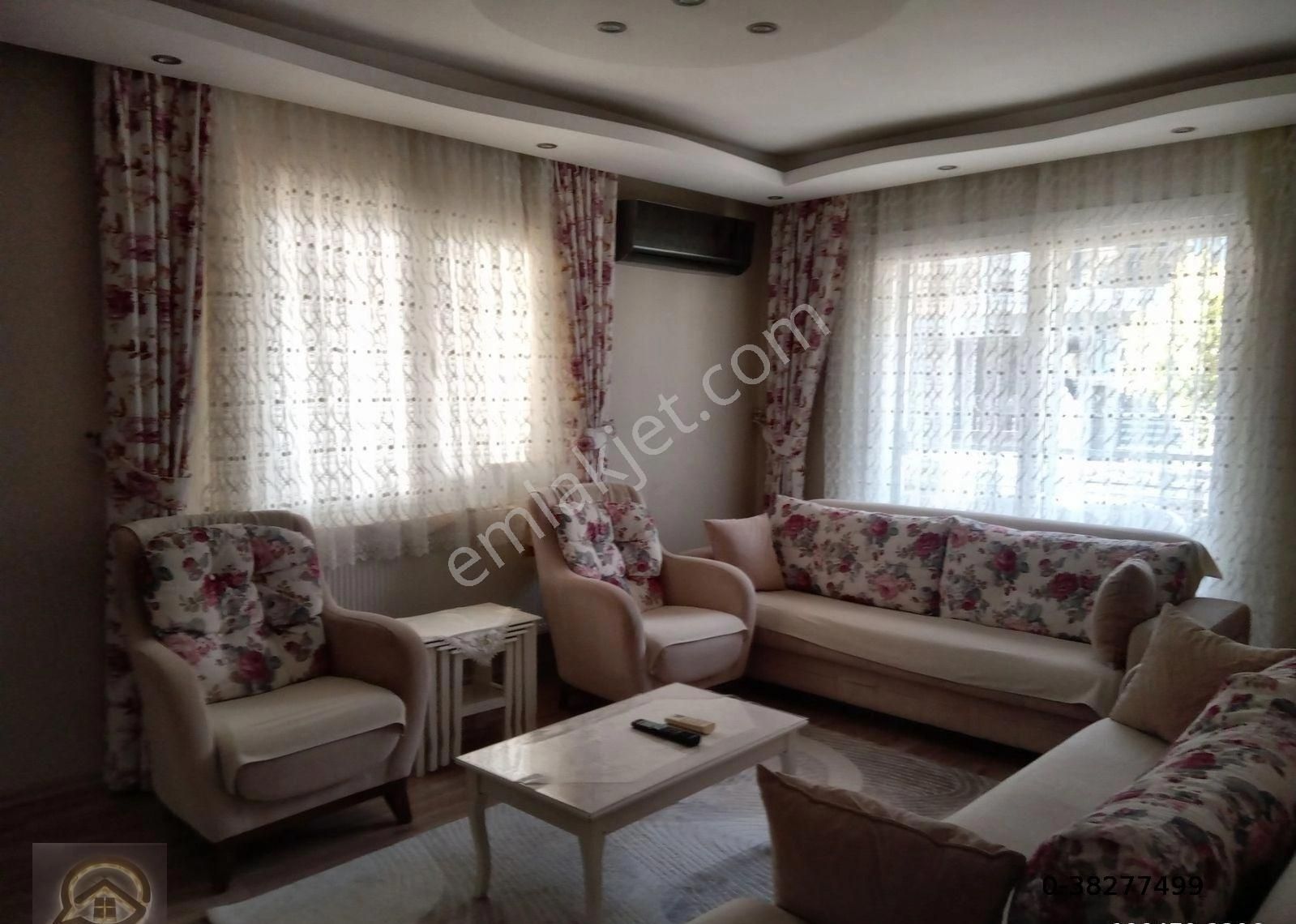 Menderes Mithatpaşa Satılık Daire ÖĞRETMEN EMLAKTAN MİTHATPAŞADA MERKEZE YAKIN BÜYÜK BALKONLU 3+1 GİRİŞ KAT DAİRE