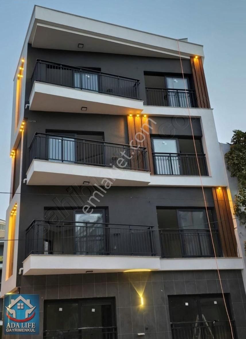 Kuşadası Davutlar Satılık Daire DAVUTLAR MERKEZDE YATIRIMLIK 1+1 LUX DAİRE