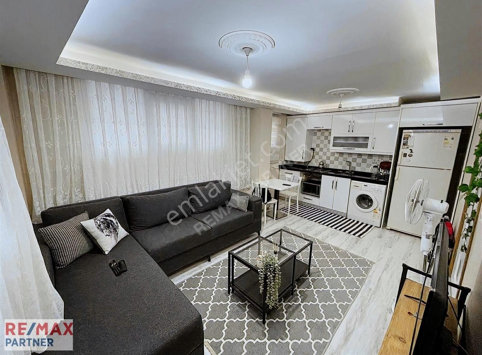 Güngören Güneştepe Satılık Daire GÜNGÖREN'DE 1+1 KULLANIŞLI SATILIK DAİRE