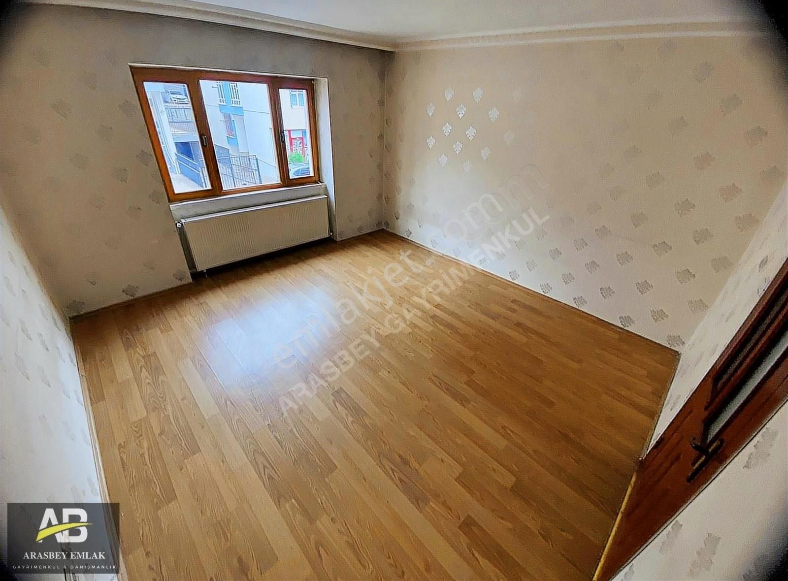 Sincan Malazgirt Kiralık Daire ARASBEY'DEN CADDE ÜZERİNDE ASANSÖRLÜ TERTEMİZ ÇOK UYGUN FİYAT3+1