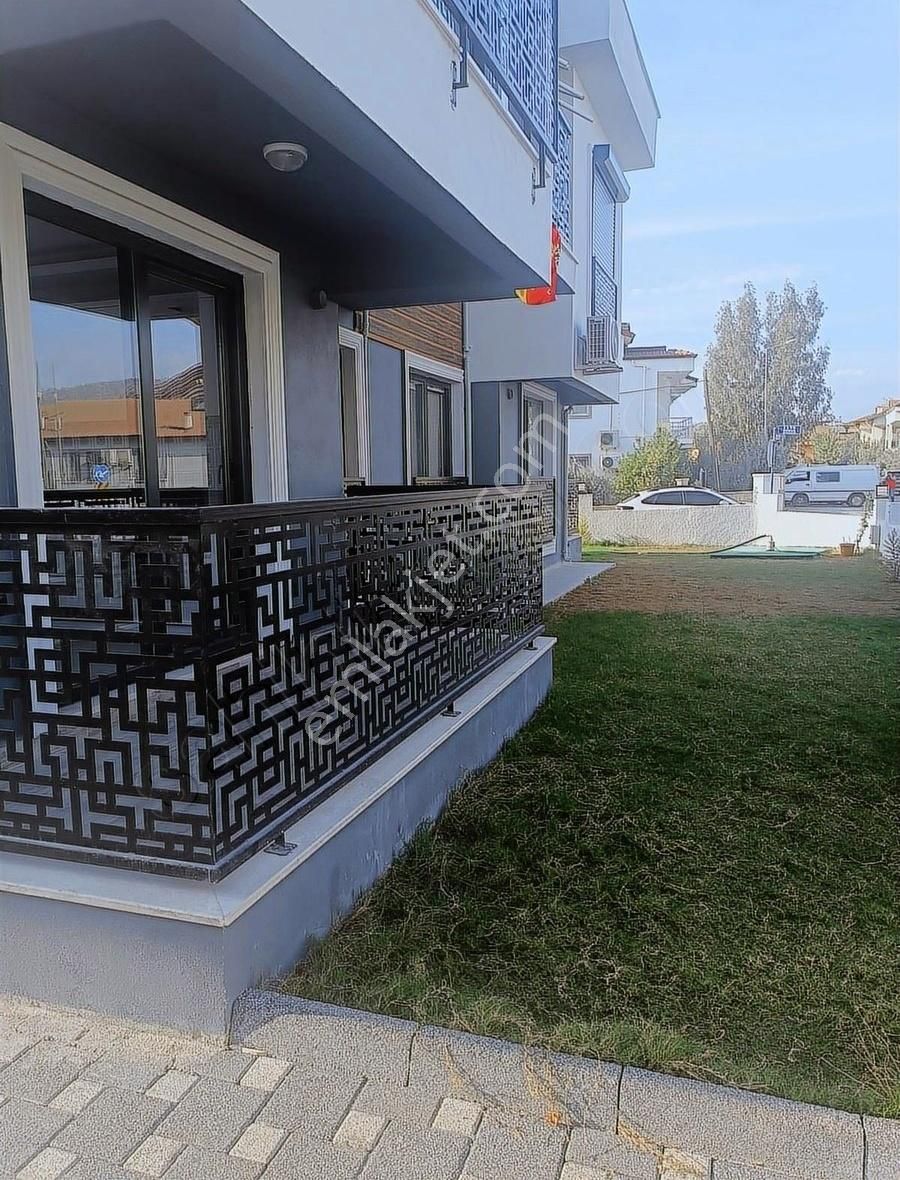 Fethiye Yeni Satılık Daire YENİ MAH.MÜSTAKİL GİRİŞLİ GİRİŞ KAT YENİ DAİRE