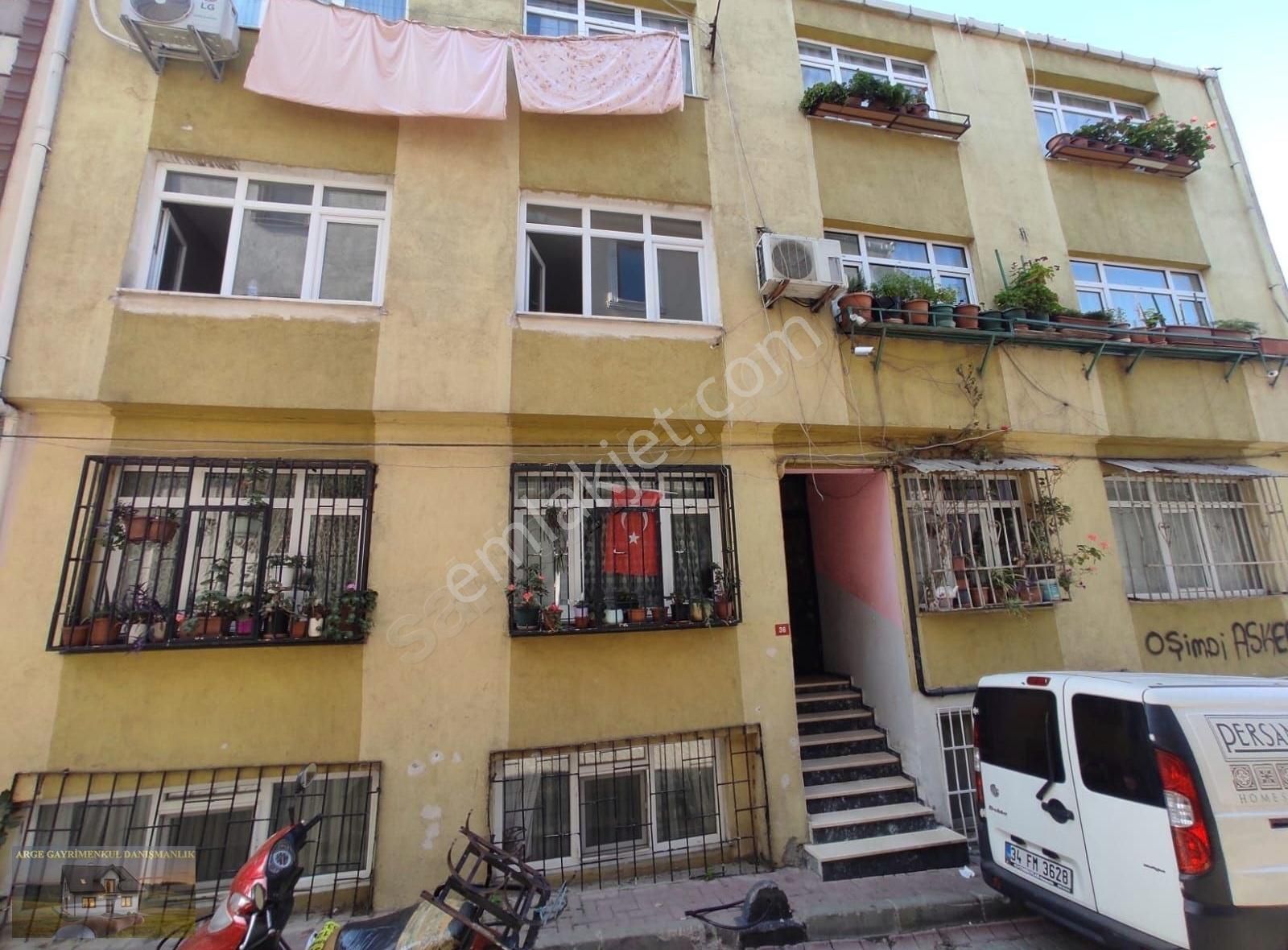 Fatih Balat Kiralık Daire Balat merkezde 70 metrekare 2+1