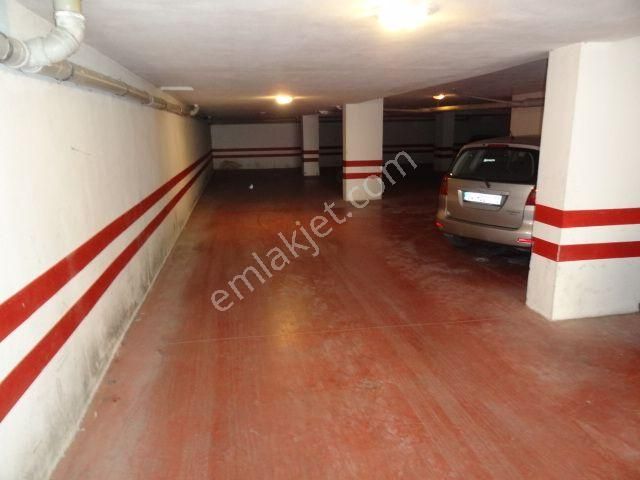 Altıntepe Genç Apt.garajlı Kombili Satılık Lüks Giriş Daire 1+1 - Görsel 29