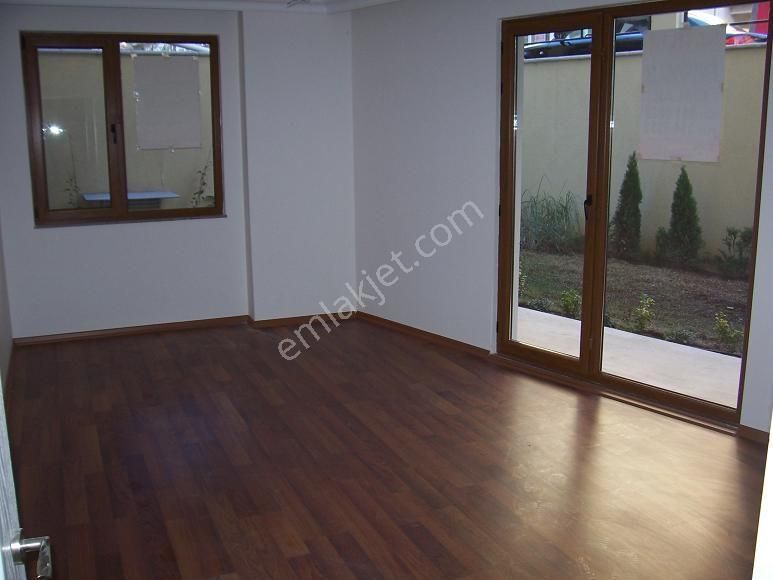 Altıntepe Genç Apt.garajlı Kombili Satılık Lüks Giriş Daire 1+1 - Görsel 17