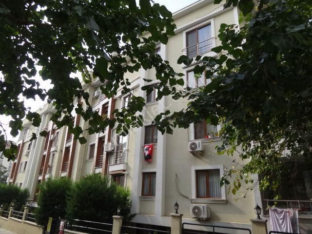 Altıntepe Genç Apt.garajlı Kombili Satılık Lüks Giriş Daire 1+1 - Görsel 7