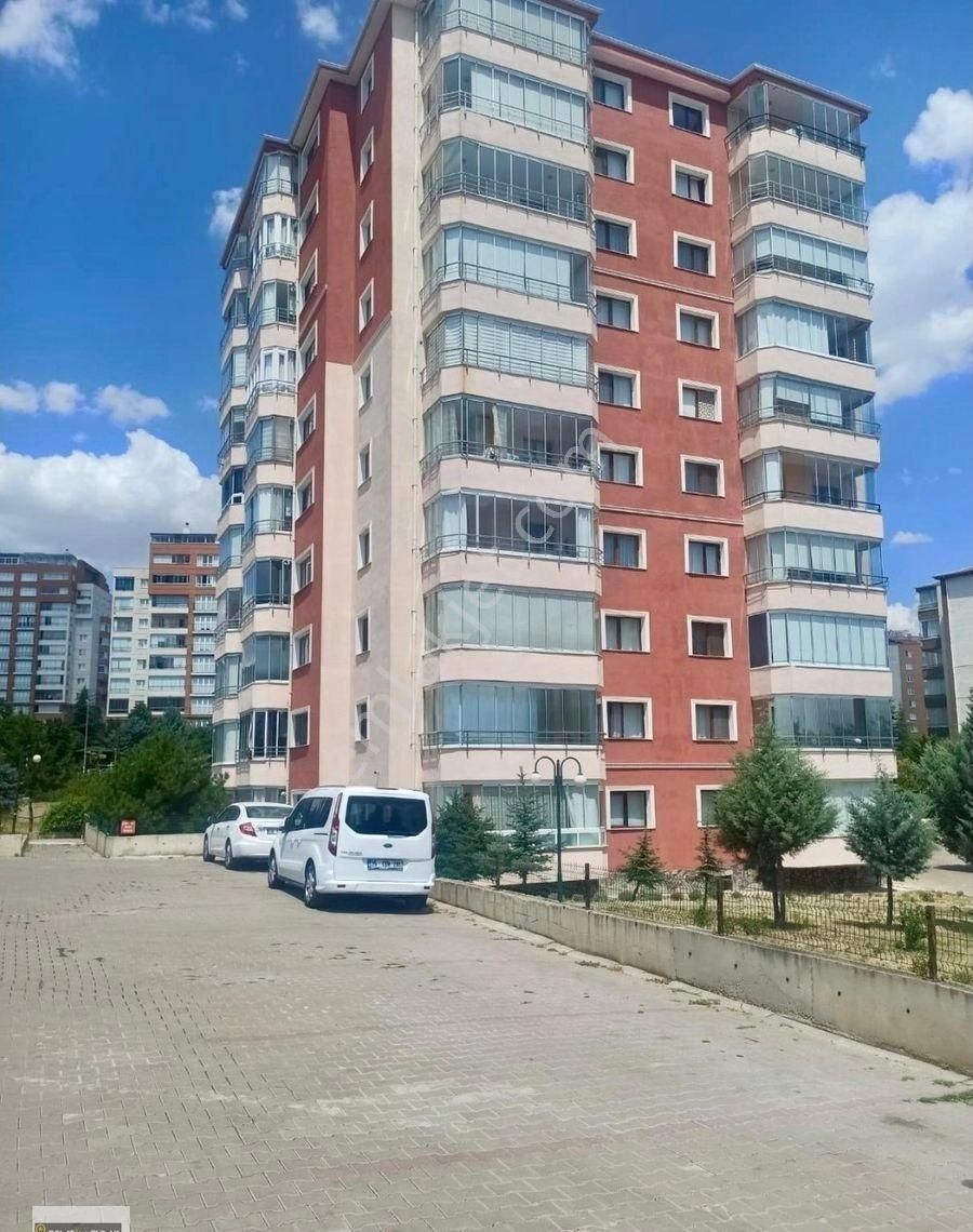 Yenimahalle Kardelen Satılık Daire POLAT LİVE MERKEZİ KON 3+1 EBEVEYN BANYOLU KİLERLİ SATILIK DAİRE