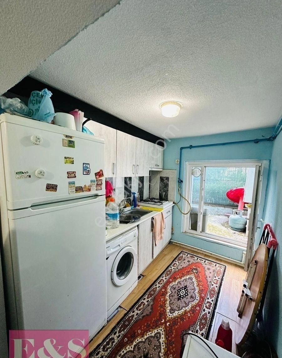 Es Gayrimenkul Cerrahpaşada Satılık Arsa - Görsel 8