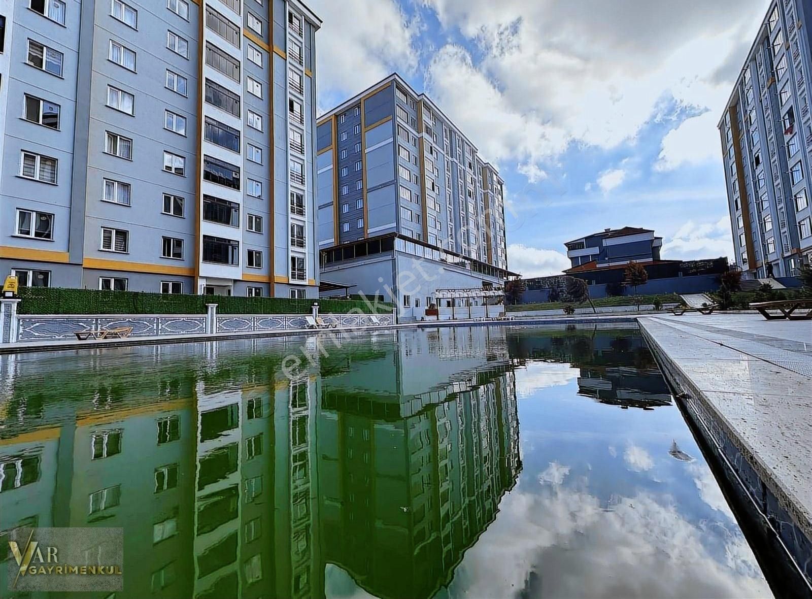 Çerkezköy Gazi Mustafa Kemalpaşa Satılık Daire VAR.EMLAK'TAN SİTE İÇİ AÇIK HAVUZLU 4+1 160m² LÜX DAİREF