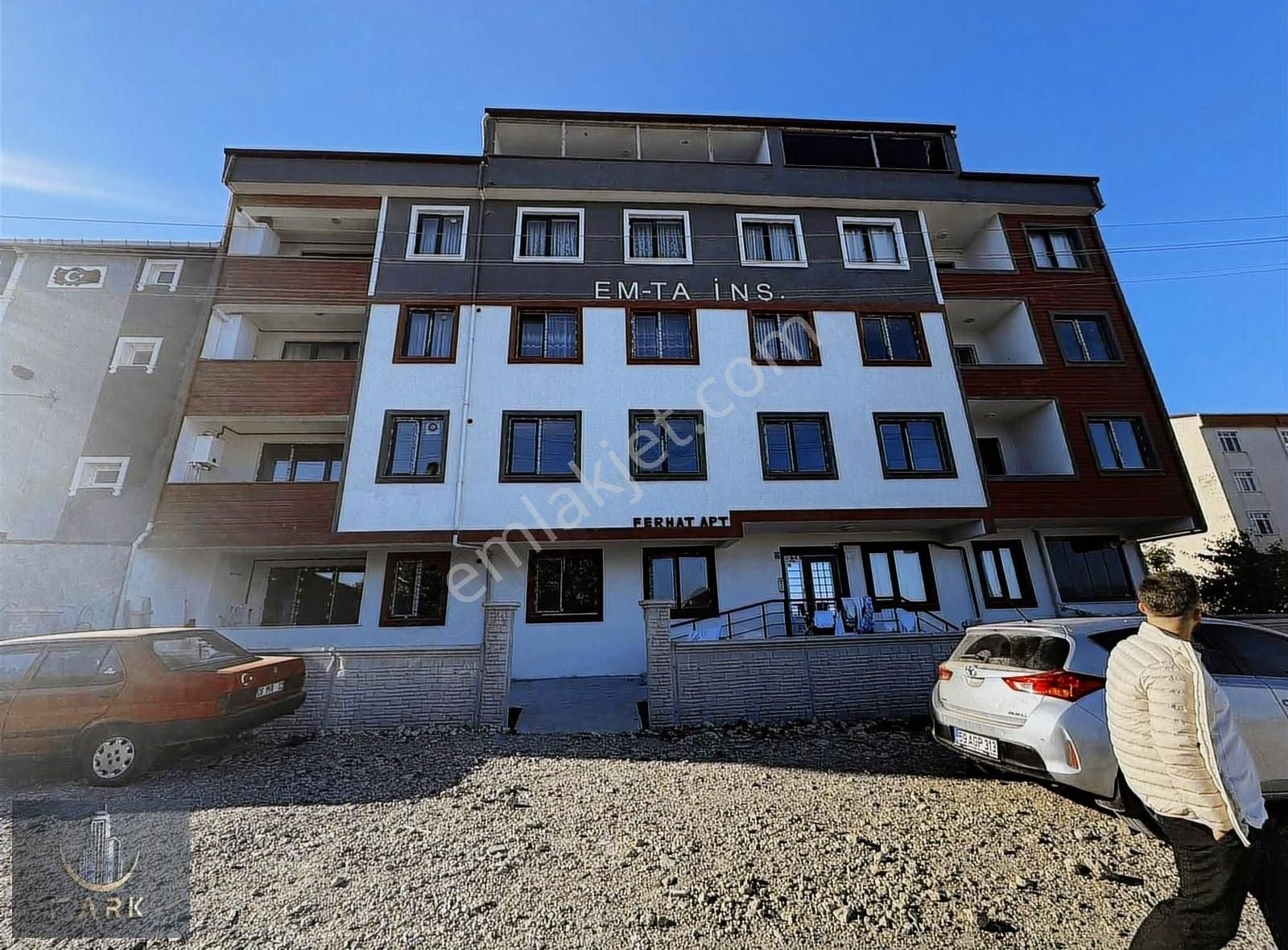 Kapaklı Cumhuriyet Satılık Daire YENİ HASTANE BÖLGESİ 3+1 ÇİFT BALKON ARA KAT SATILIK DAİRE