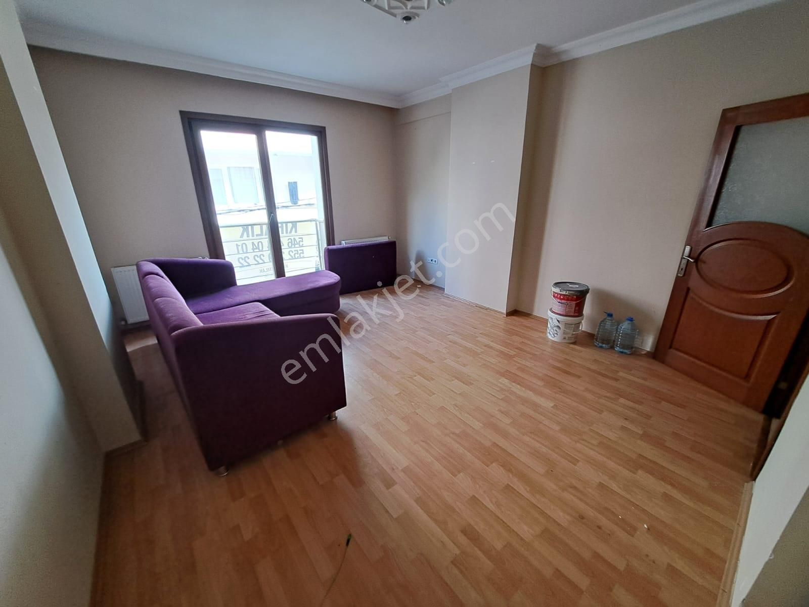 Ataşehir İçerenköy Kiralık Daire  İÇERENKÖY'DE YENİ BİNA'DA 2+1 KOMBİLİ ÖN CEPHE ARAKAT