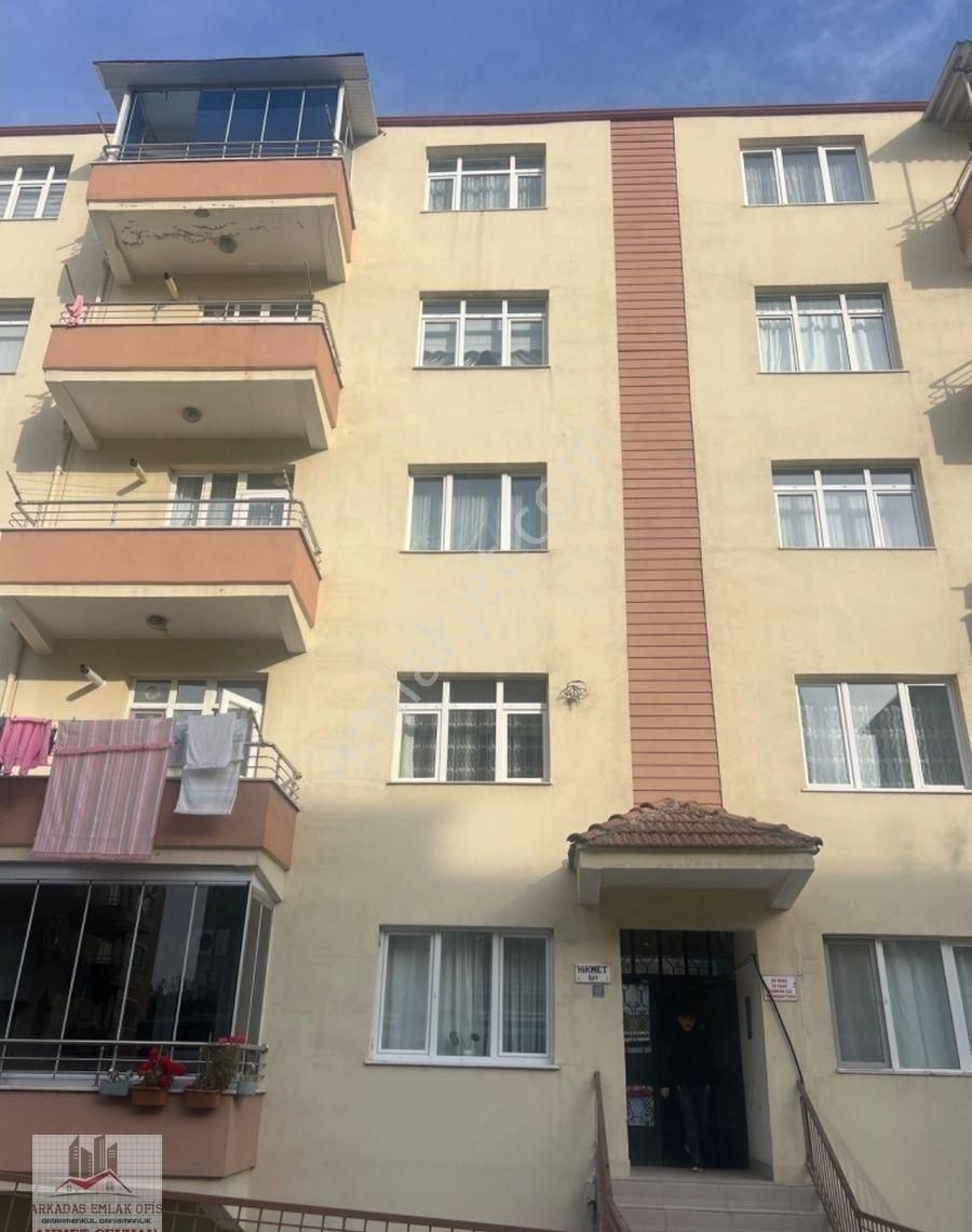 Çorum Merkez Bahçelievler Satılık Daire ARKADAŞ EMLAKTAN  MEHMET AKİF ERSOY CAD 2+1 SATILIK DAİRE